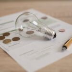 Elräkning och glödlampa